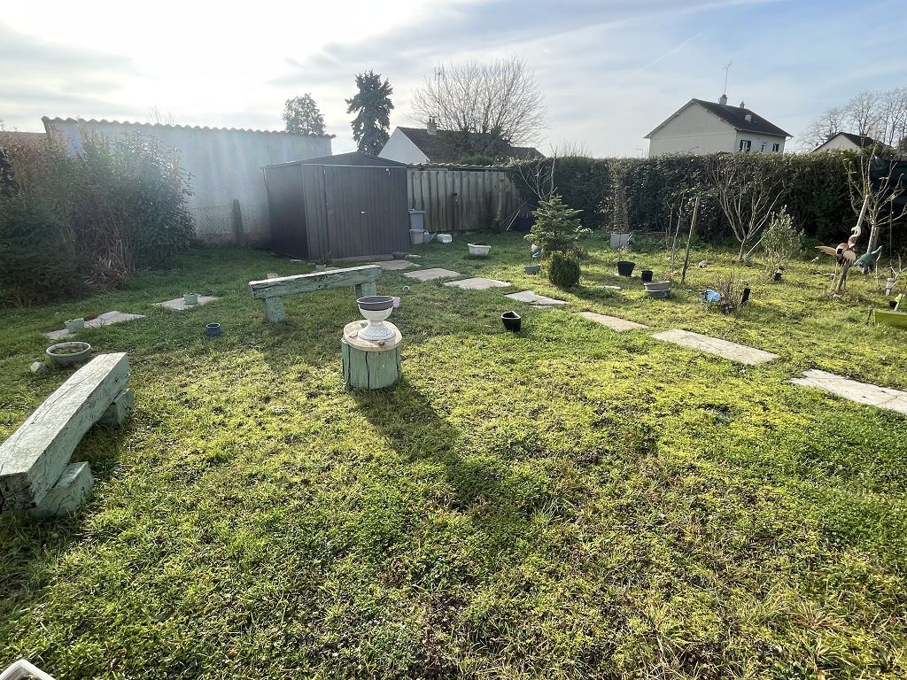 image du bien immobilier Garage LA SELLE EN HERMOY